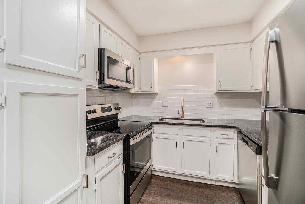 Corinth paddock in Corinth Communities interior kitchen, quality appliances and countertop